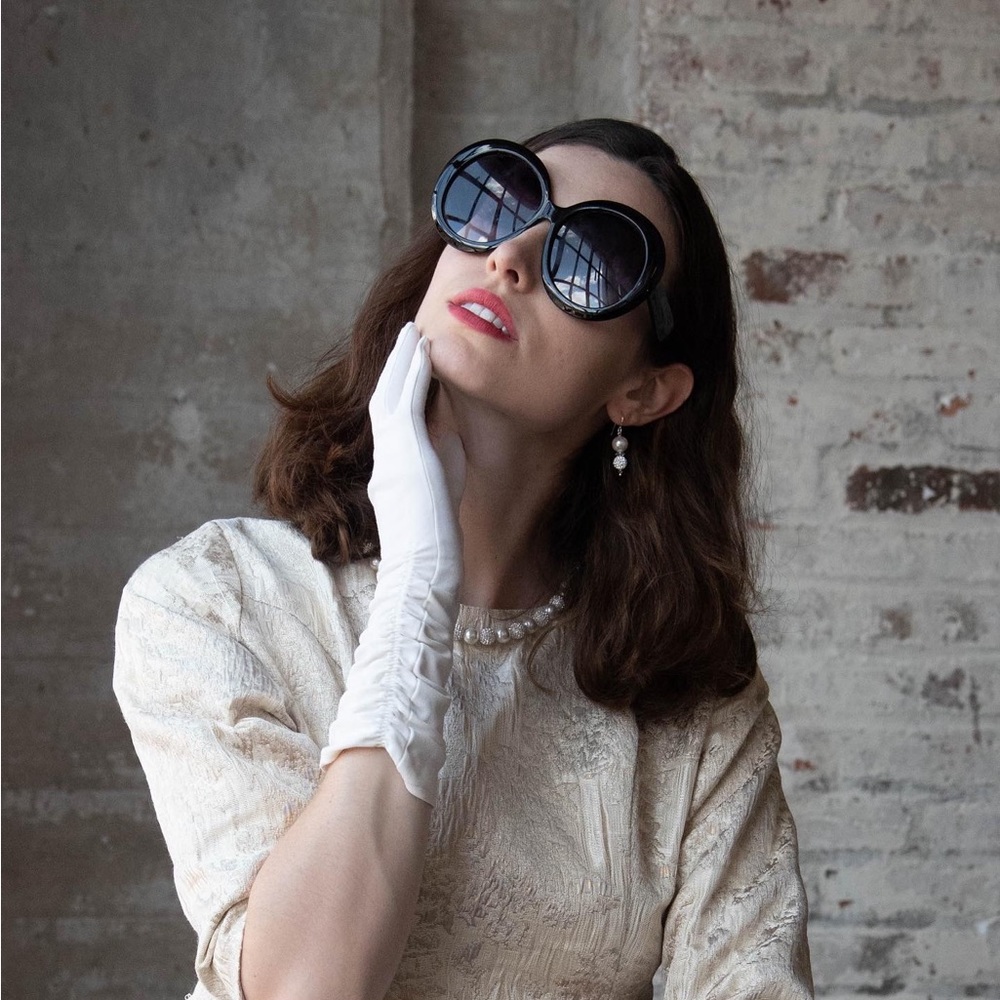 Jackie O oversized sunglasses